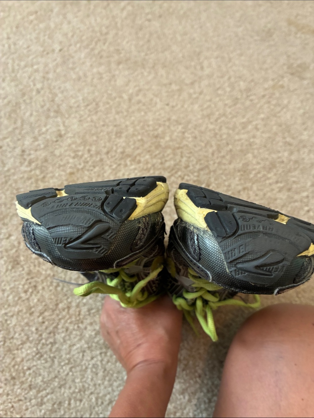 Brooks Men's Running Sneakers - Black & Lime - Picture 7 of 8